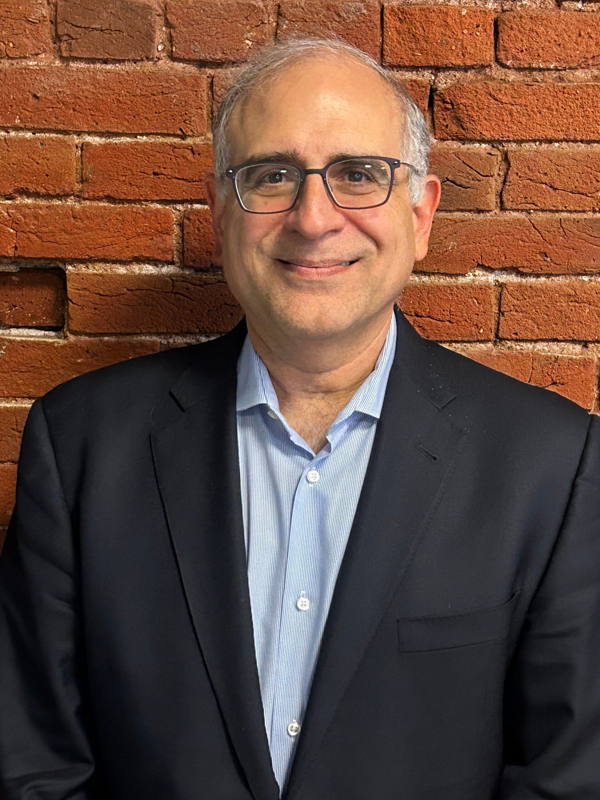 Tom Momjian